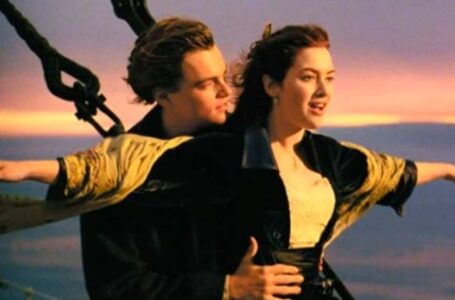 ¡TÓMALA! Por copiar escena del Titanic, pareja de novios muere previo a su boda