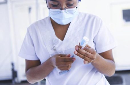 Jornada de vacunación contra la COVID-19, permanente: Salud