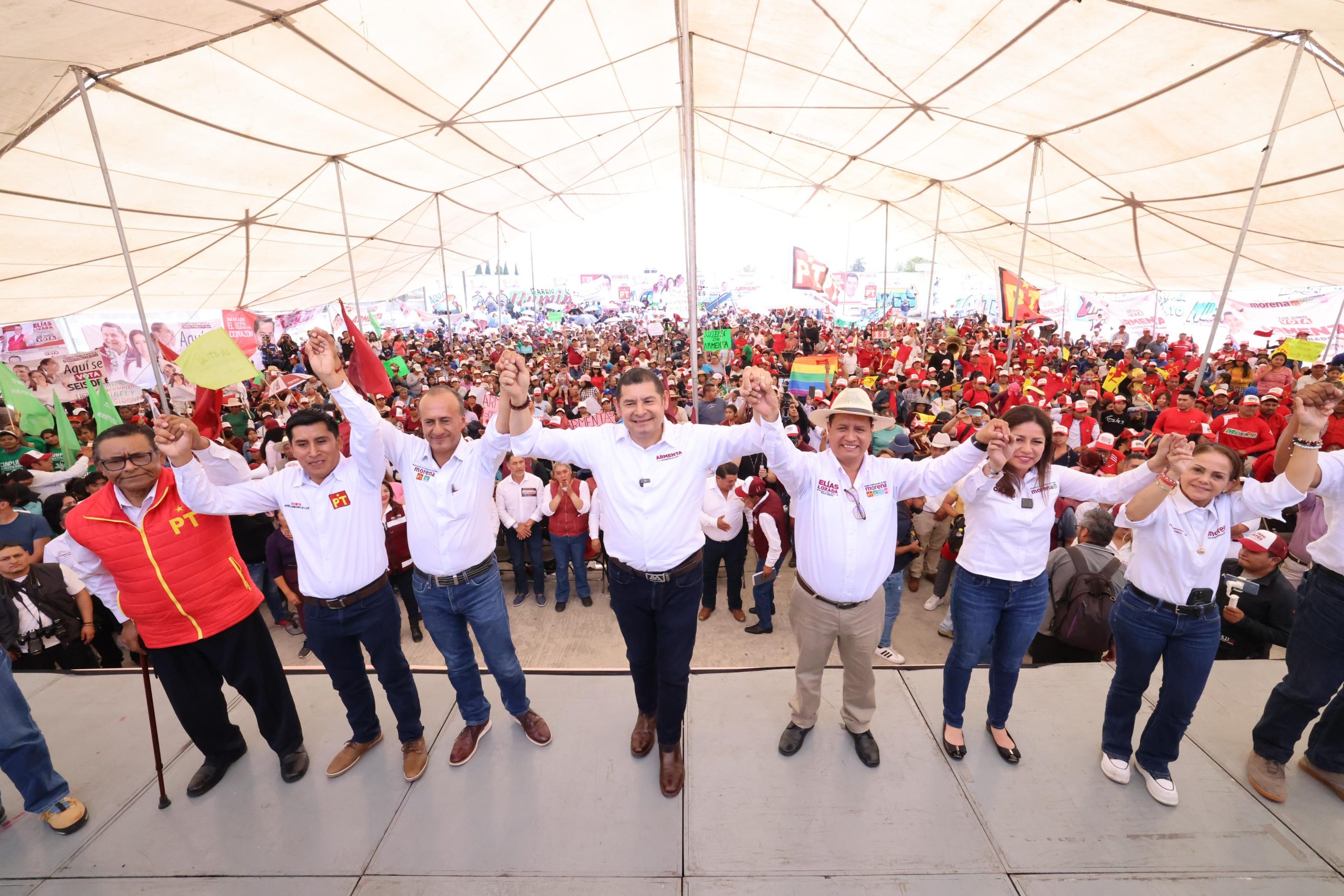 Conectividad carretera y apoyo a productores asegura Armenta en el Seco