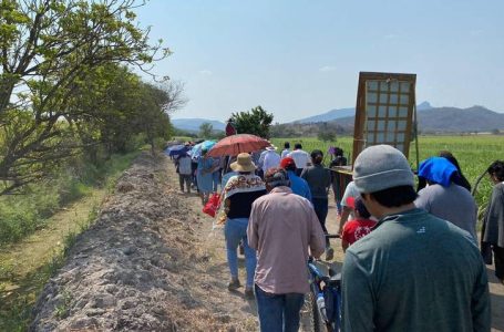 Realizan procesión y misa en Izúcar para pedir el fin de la sequía