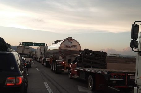 Por tercer día consecutivo, campesinos bloquean circulación en Arco Norte