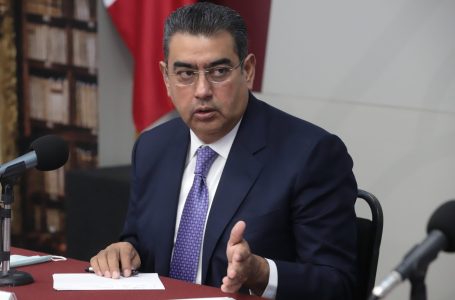 Sergio Salomón pide revisión a contrato de alumbrado firmado por Miguel Barbosa