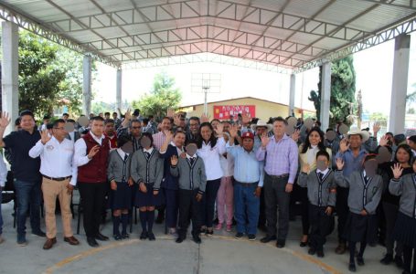 Ariadna Ayala entrega rehabilitación de espacios educativos en diversas instituciones