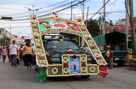 Tradiciones Fortalecidas en la Administración de Irene Olea Torres: El Desfile de Arcos de Cucharilla