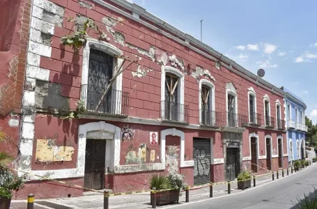 Casonas en riesgo de colapso en el Centro Histórico de Puebla