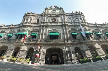 Ayuntamiento de Puebla pagó casi 600 mil pesos por diplomados de náhuatl y señas