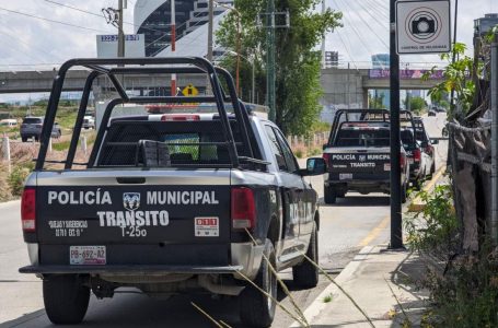 Policías de tránsito de San Andrés Cholula ajustan el reglamento a su antojo