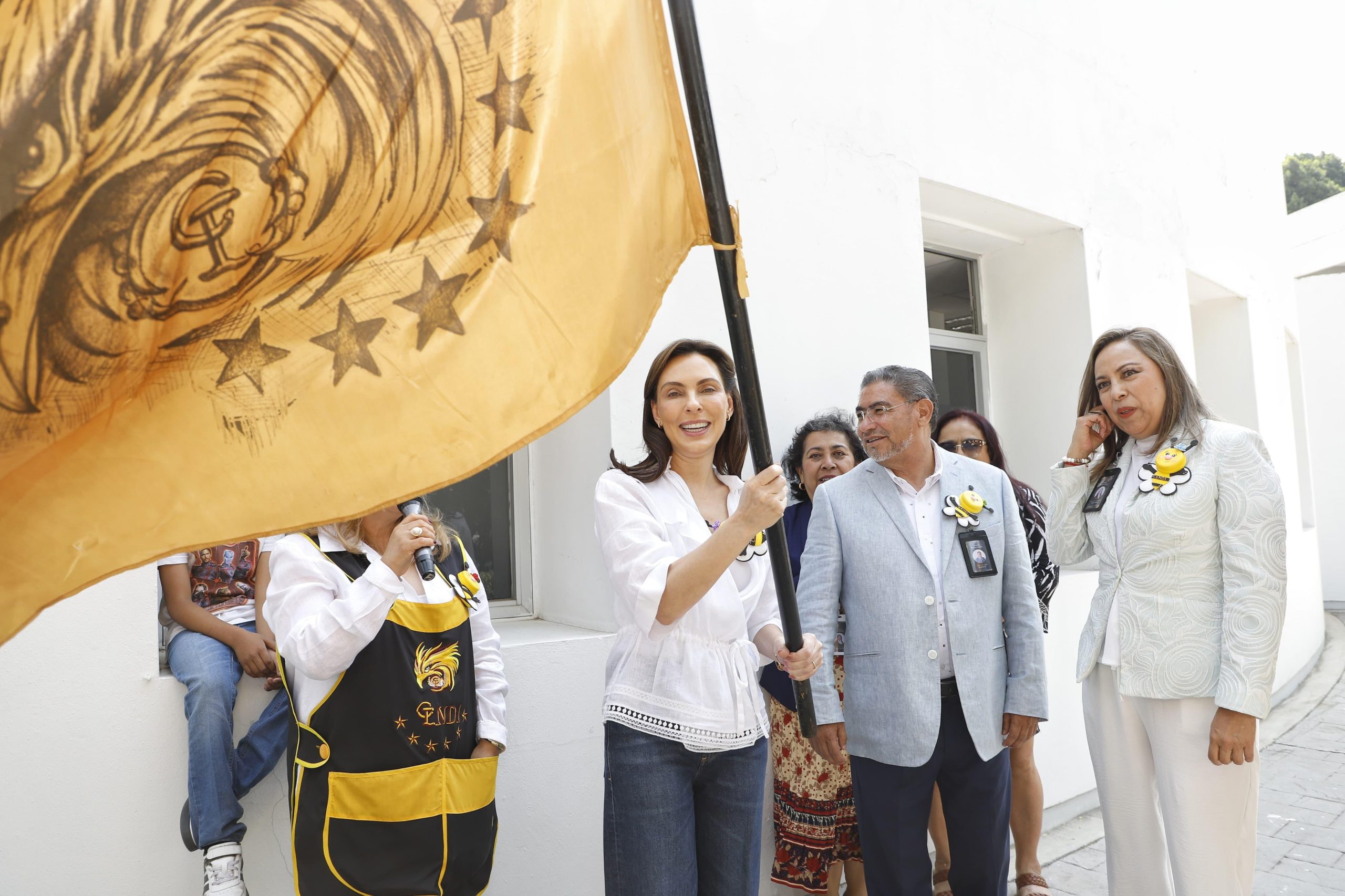 MariElise Budib visitó el Centro de Desarrollo Infantil del CENHCH