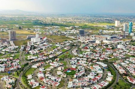 Los ricos de Lomas de Angelópolis, también lloran por el agua y sufren