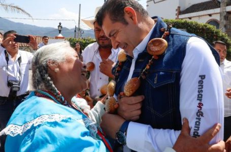 Promueve Armenta desarrollo con agroindustria en Aquixtla