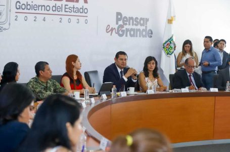 «Mega obras, no mega saqueos; mega obras, no mega deudas»: Armenta