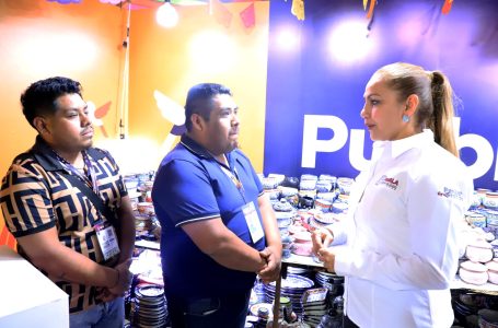 Más de 300 artistas han participado en actividades del pabellón turístico de la Feria