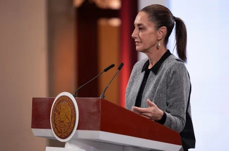 Sheinbaum lamenta muerte de militares en Michoacán y reitera compromiso con la seguridad.