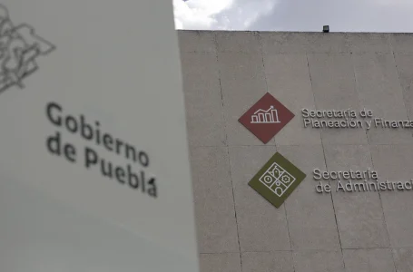 Embargarán bienes a exfuncionarios poblanos por desvíos millonarios