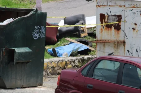 Localizan cadáver entre contenedores de basura en el boulevard Independencia de la ciudad de Puebla