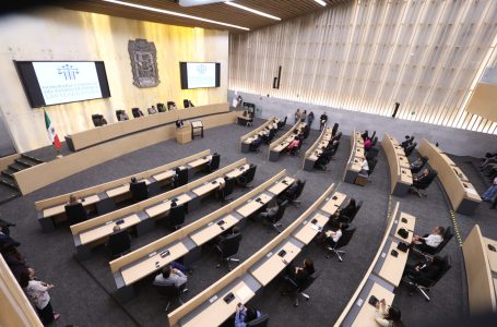 Productivo trabajo de la LXII Legislatura con 216 aprobaciones