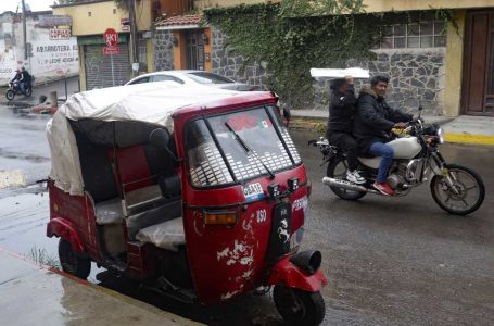 Mototaxis ilegales operan en el municipio de Puebla