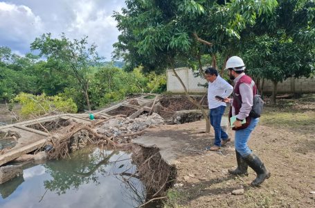 Gobierno estatal inicia evaluación de daños en infraestructura educativa, derivados de las lluvias en la Sierra Norte