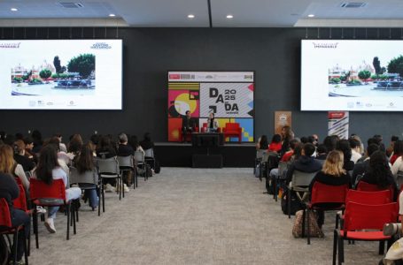 Presenta Gobierno de la Ciudad la audioguía “La Ciudad como Museo” en la Ibero