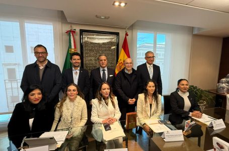 Promueve gobierno de Pepe Chedraui a la ciudad de Puebla en España