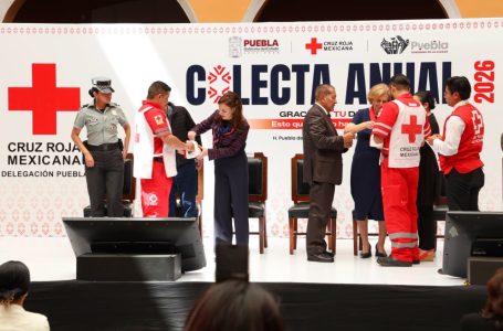 Preside Marie Elise Budib arranque de la colecta anual de la Cruz Roja Mexicana, delegación Puebla