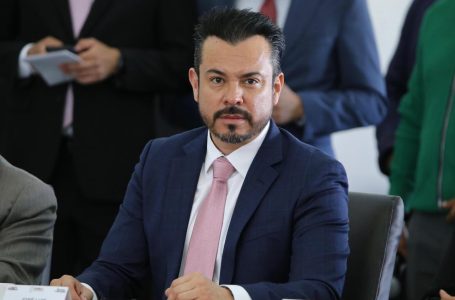 García Parra remitió iniciativas del Ejecutivo al Congreso estatal