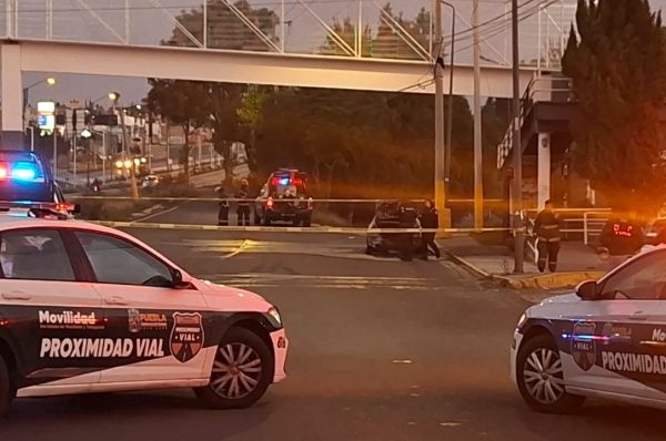 Incendio de auto en la zona de Chapulco, relacionado con el Mercado Morelos: SSP