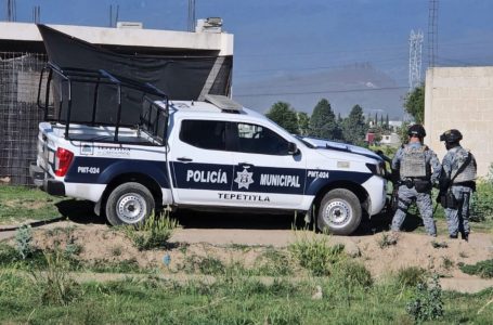 Localizan cadáver en Texmelucan con presunta vestimenta policial