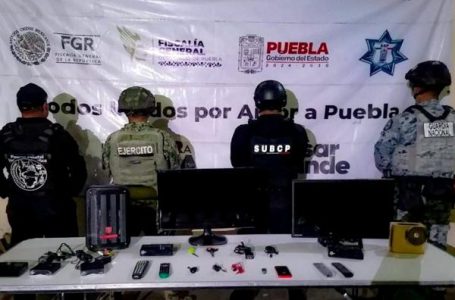 Fuerzas de seguridad efectúan revisión al penal de Acatlán