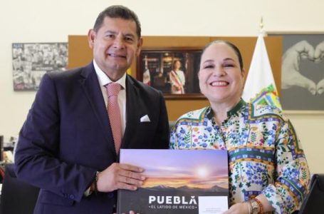 El Gobierno de México liberó el 11 de mayo a 1,115 mujeres productoras y pequeños productores de Puebla de sus adeudos con la Financiera Nacional de Desarrollo