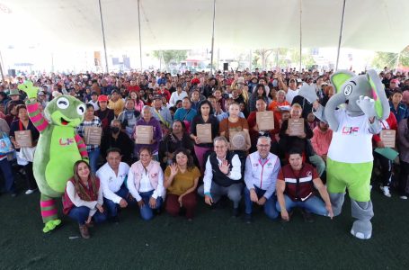 A través del DIF Puebla Capital, entrega Pepe Chedraui más de 4 mil despensas en La Resurrección
