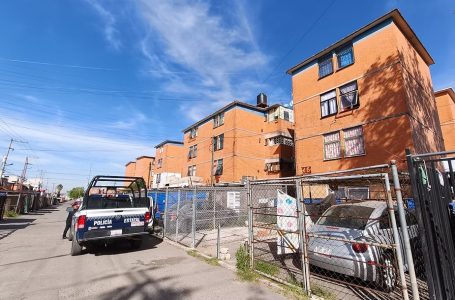 Localizan cadáver en Unidad Habitacional Infonavit San Aparicio de Puebla