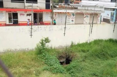 Socavón en Coronango crece y pone en riesgo a comunidad de escuela aledaña