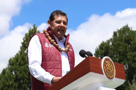 Armenta arranca jornada de reforestación en Tlahuapan
