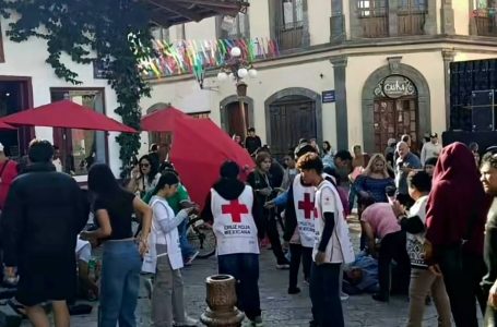 Multitud es arrollada en la Feria de Zacatlán por un adulto mayor