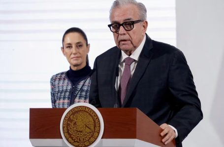 Sheinbaum marca distancia de Rocha Moya: “El poder sin principios se vuelve arrogancia”