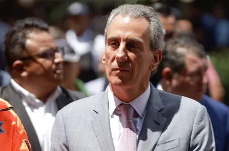 Pepe Chedraui marca distancia de municipalización de Totimehuacán