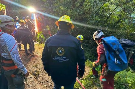 Postergan hasta octubre rescate de cuerpos en gruta de Cuetzalan