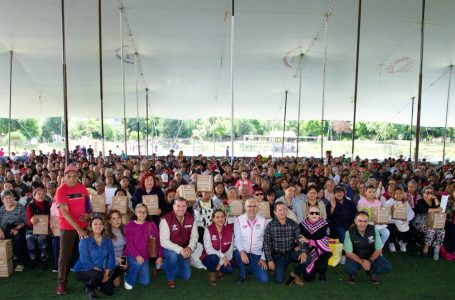 Lleva Gobierno de Pepe Chedraui programa “Alimentación Imparable” a San Felipe Hueyotlipan