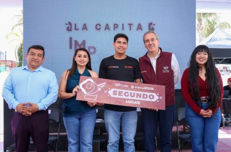 Acerca Pepe Chedraui oportunidades de emprendimiento a las juventudes de San Miguel Canoa