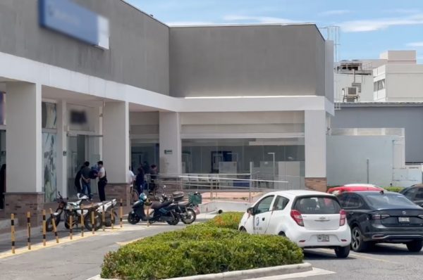 Asaltan a cuentahabiente de BBVA en Plaza San Pedro