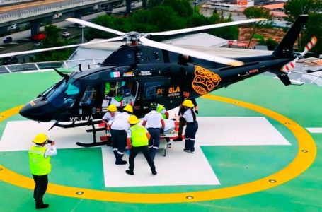 Con traslado aeromédico desde Cuetzalan Gobierno estatal brinda atención oportuna