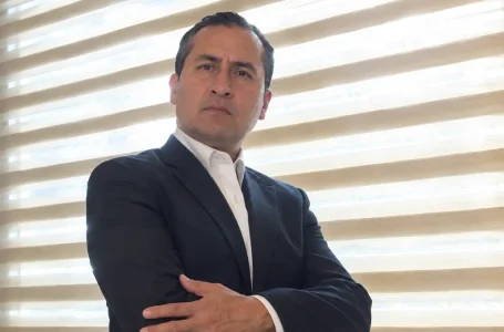 Detienen a Francisco Villagran