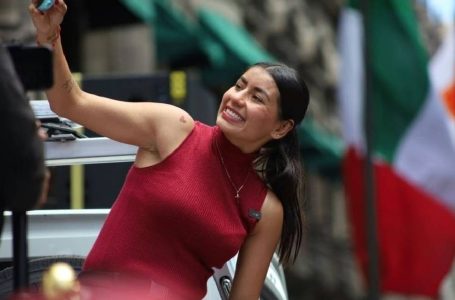 Gabriela Sánchez se registra por la coordinación municipal de Puebla