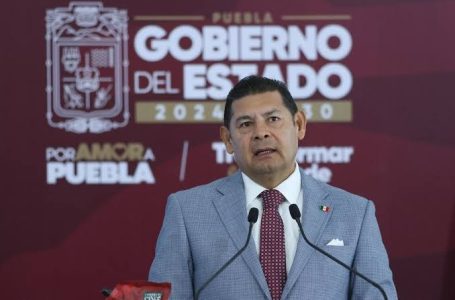 Armenta pide a su familia respetar principios de Morena tras registro de su sobrino en Izúcar